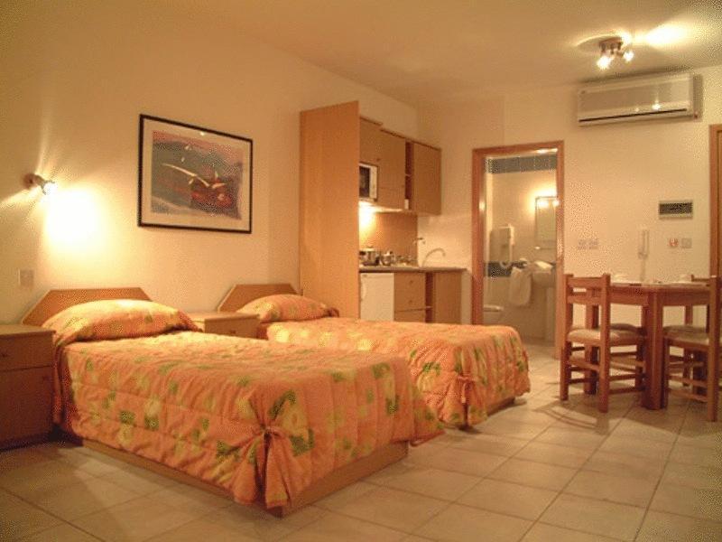 Empire Studio Apartments Saint Julian's 외부 사진